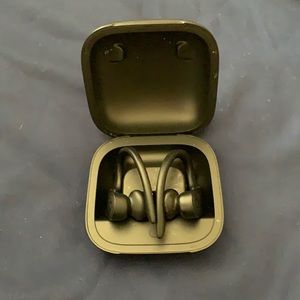 Powerbeats Pro